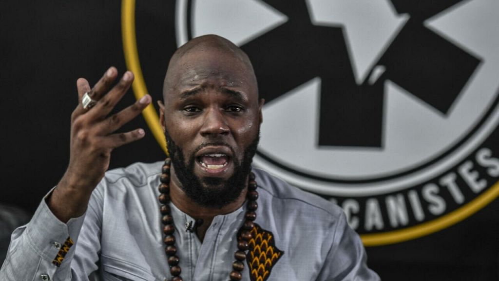 Kémi Séba lors de son arrestation à Paris