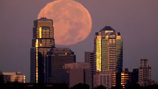 Hunter's Moon delight skywatchers across the world