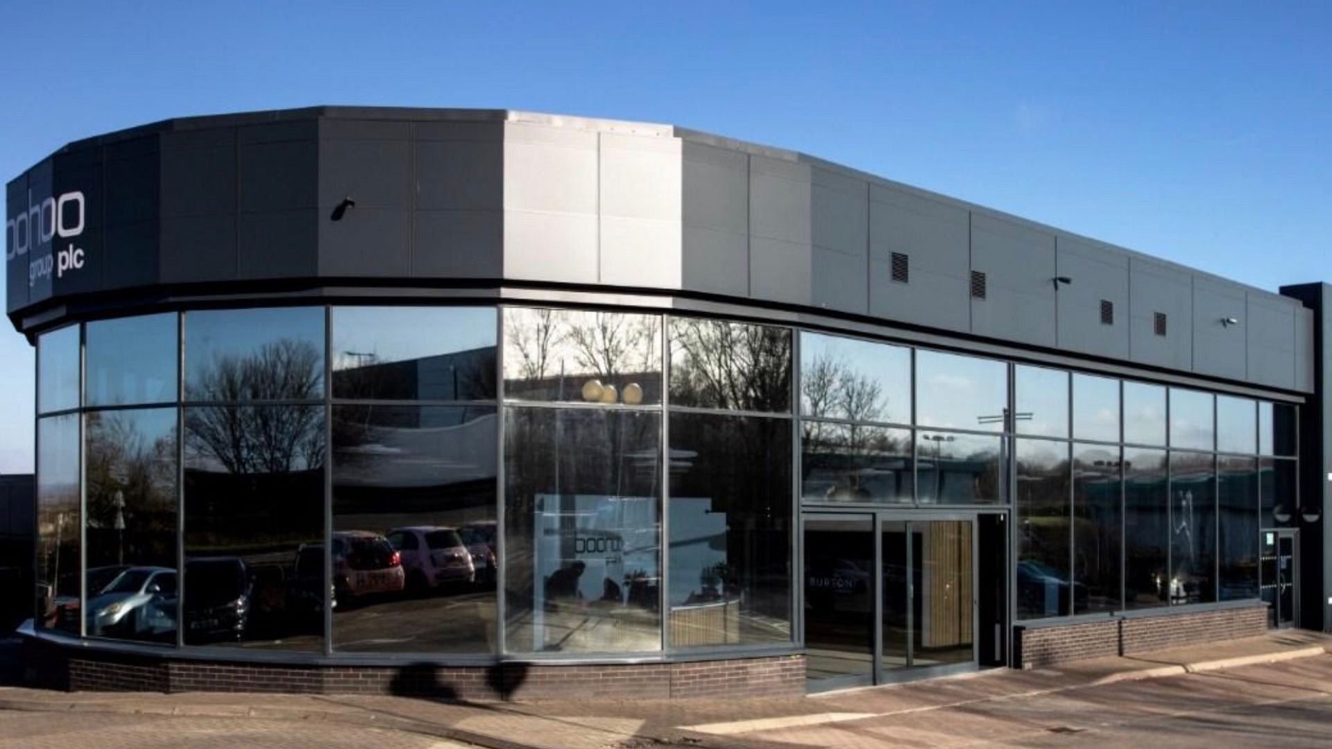 Boohoo boss to step down as online fashion retailer considers breakup