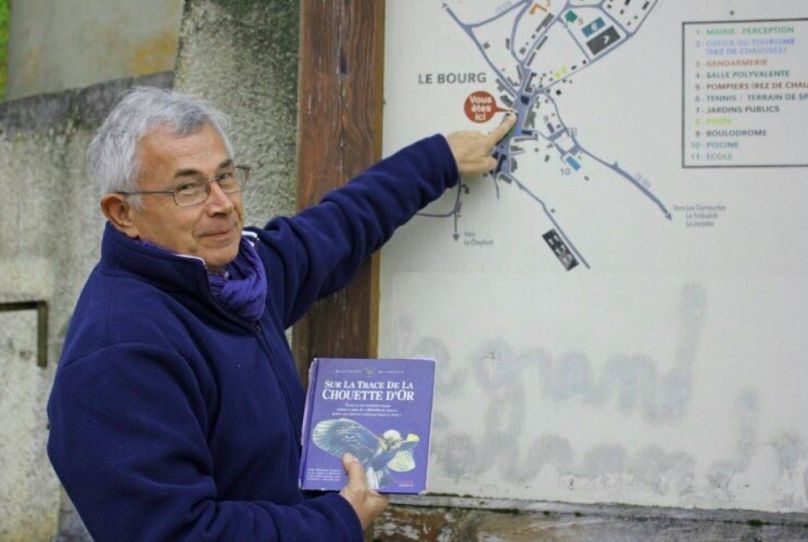Yvon Crolet egyik megfejtése térképénél, 2015-ben