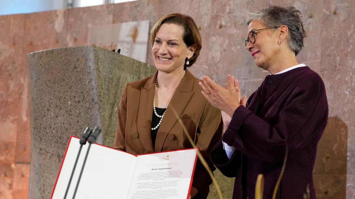 US writer Anne Applebaum appeals for arms for Ukraine as she accepts German Peace Prize