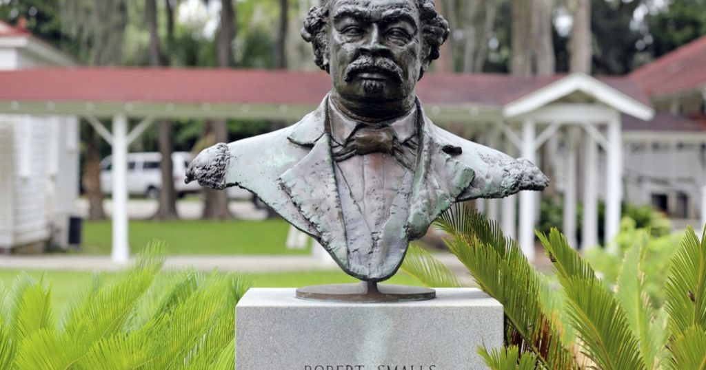 Robert Smalls: a civil war hero to be honoured with statehouse statue