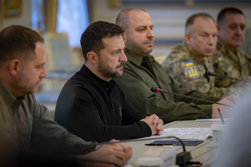 Zelensky a un meeting con il Segretario della Difesa Usa Lloyd Austin a Kiev, in Ucraina