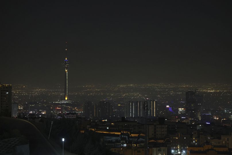 طهران العاصمة الإيرانية، في وقت مبكر من يوم السبت 26 أكتوبر 2024