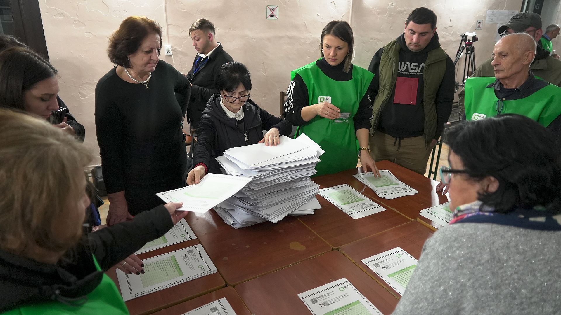 Elecciones Con un 99 del escrutinio preliminar Sueño