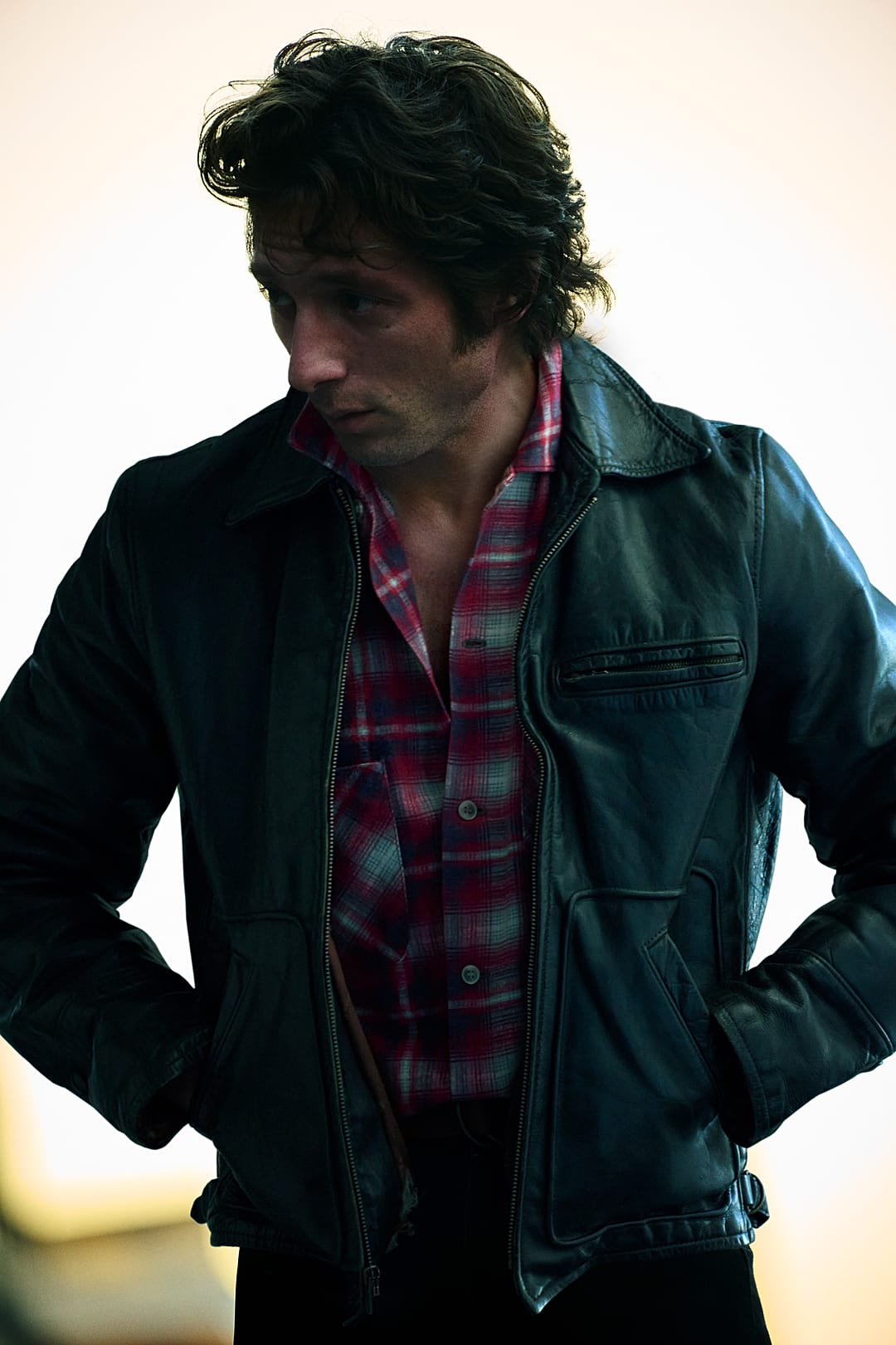From Bear to Boss: First look at Jeremy Allen White as Springsteen ...