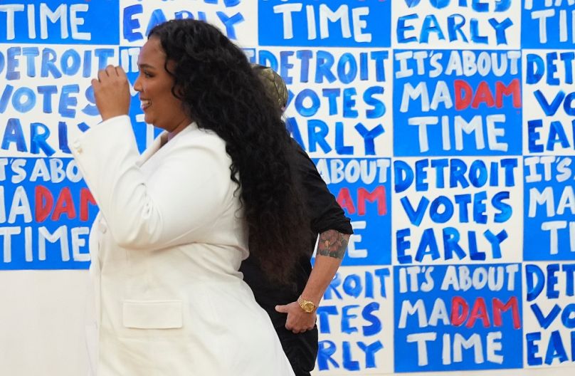 Lizzo a detroiti korai szavazáson, 2024. október 19-én