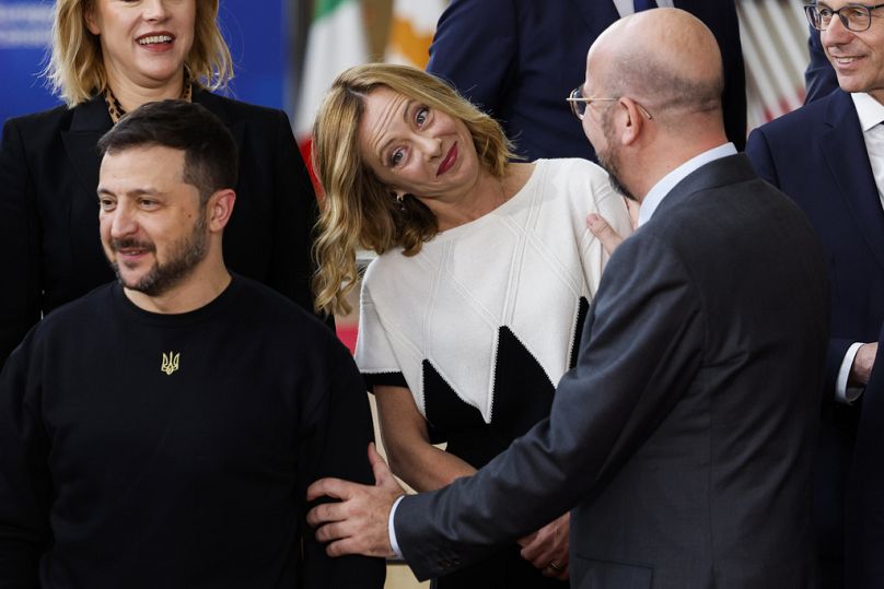 Zelenszkij ukrán elnök, Meloni olasz miniszterelnök és Michel uniós Tanács.elnök