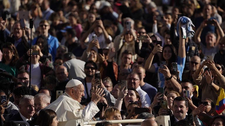Pope Francis arrives for his weekly general audience in St. Peter's Square, Vatican (30 October 2024)