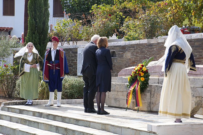 Κατάθση στεφάνου από τον γερμανό πρόεδρο