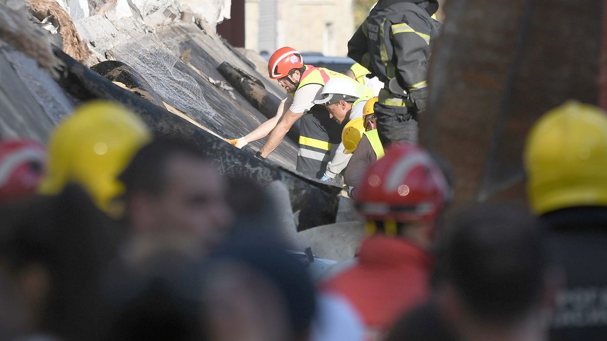 L'effondrement d'un toit extérieur dans une gare en Serbie fait au moins 14 morts