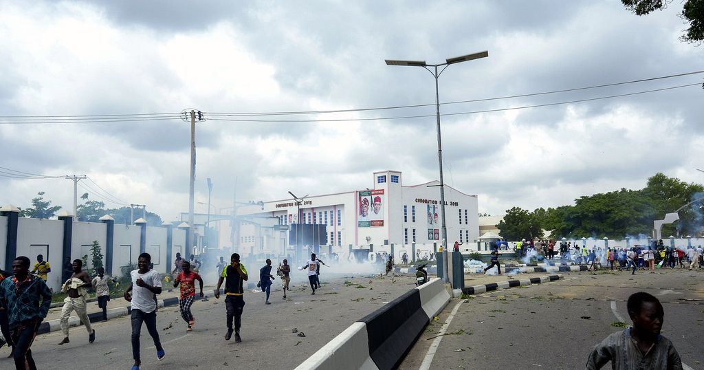 Nigerian children could face death penalty for taking part in protests