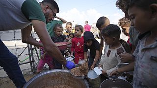 Guerre Israël-Hamas : à Gaza, les écoles détruites et l'aide humanitaire menacée