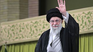 Iran : Khamenei menace Israël et les USA de "réponse fracassante"