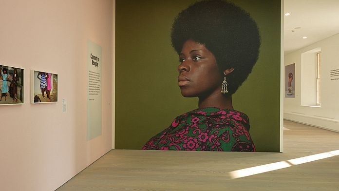 Galerie Saatchi : Trois expositions sur la vie des Noirs, le changement climatique et la communauté