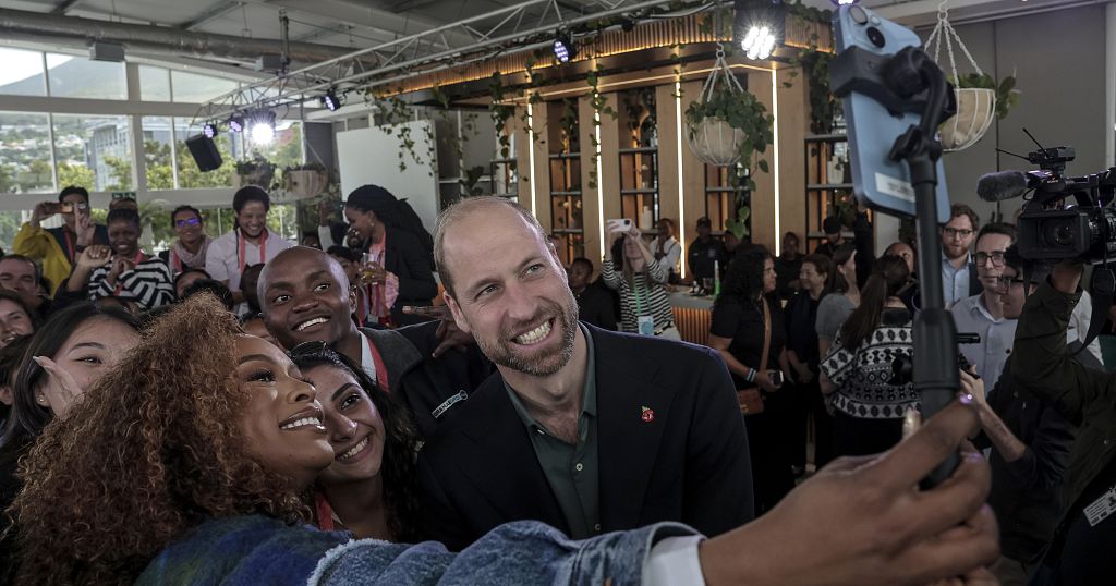 South Africa: Prince William meets young environmentalists