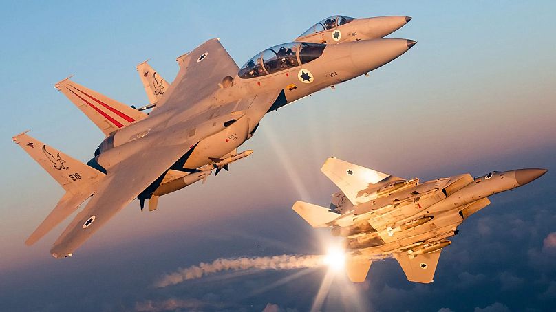 Izraeli F-15 vadászgépek