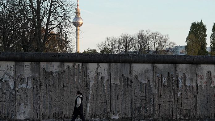 No Comment : 35 ans après la chute du mur, Berlin rend hommage à la liberté