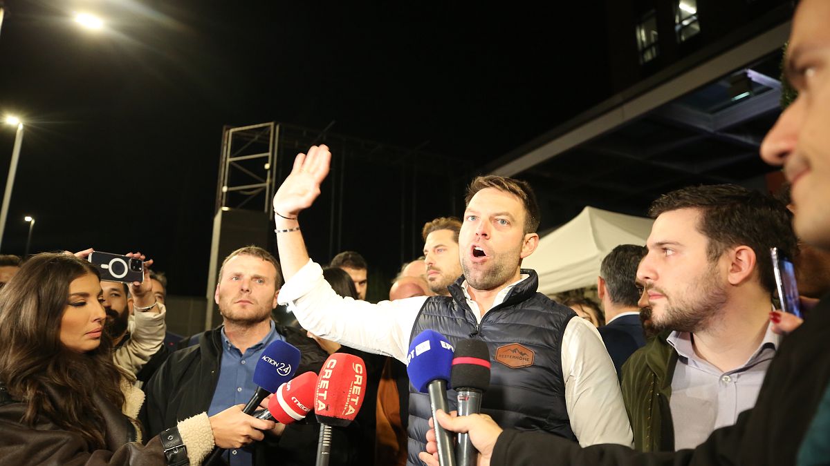 Ένας χρόνος από την ημέρα που ο ΣΥΡΙΖΑ έφυγε από το Δημοκρατικό τόξο