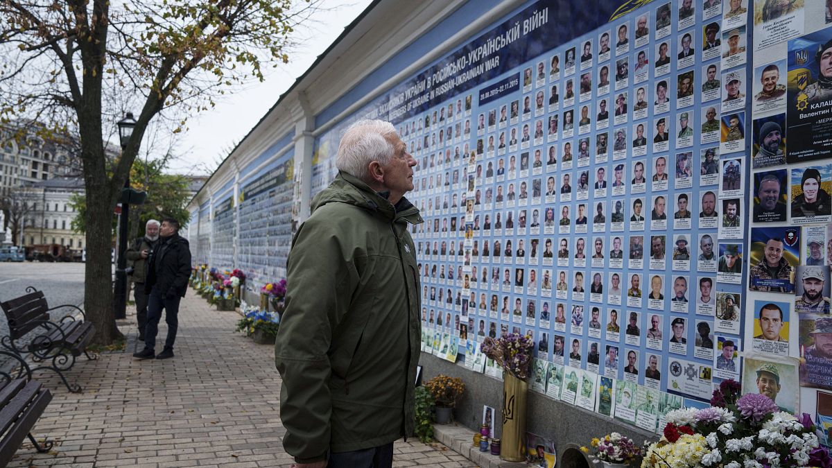 "Des livraisons plus rapides et moins de lignes rouges auto-imposées" : visite de Borrell à Kyiv