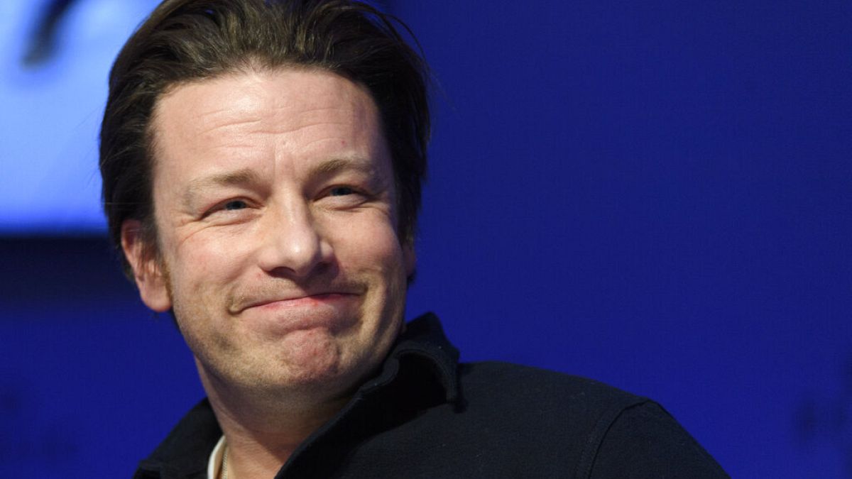 Chef Jamie Oliver's children's book withdrawn following criticism from Indigenous Australians