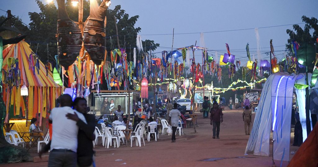 Theater festival offers solace in Burkina Faso