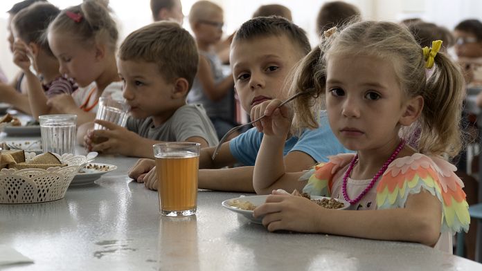 Les enfants ukrainiens enlevés par la Russie destinés à servir son armée ?