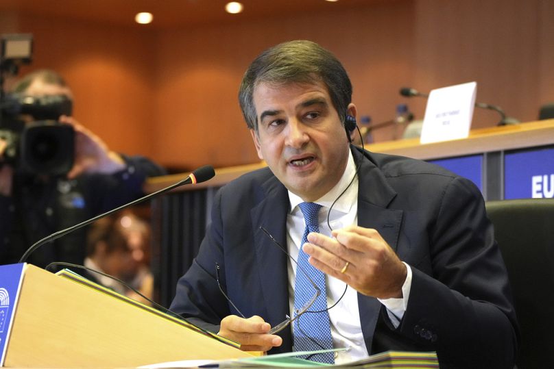 Raffaele Fitto, candidato vicepresidente esecutivo, parla durante la sua audizione al Parlamento europeo, Bruxelles, 12 novembre 2024