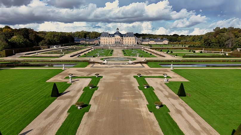 Vaux-le-Vicomte is defined by a giant central axis that seamlessly incorporates the chateau and the garden