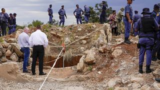 South Africa sets up inter-agency team help bring illegal miners to the surface