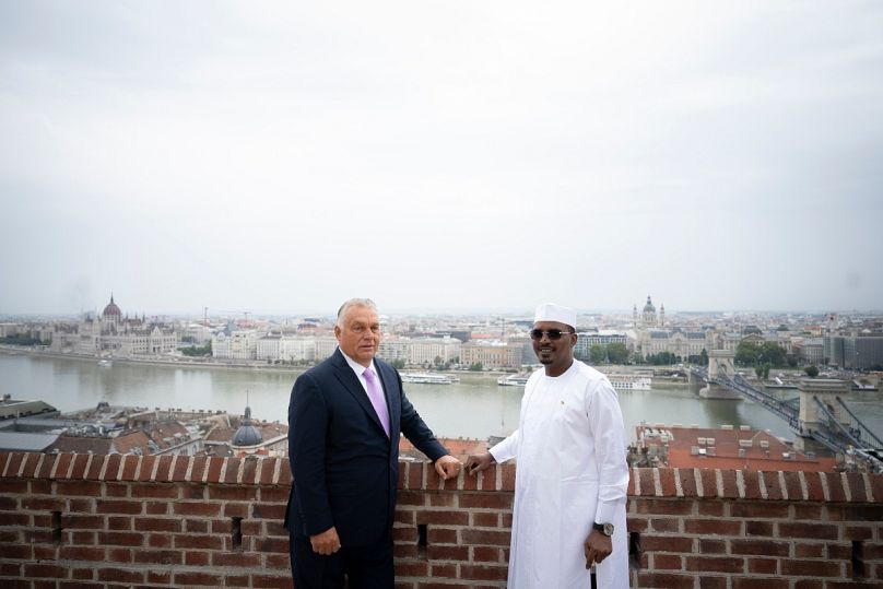 Orbán Viktor miniszterelnök (b) és Mahamat Idriss Déby Itno csádi elnök a Karmelita kolostorban folytatott találkozójukon 2024. szeptember 9-én