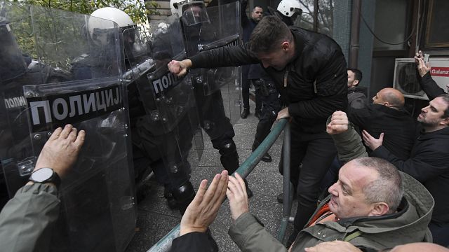 Tödlicher Dacheinsturz In Serbien: Proteste Gehen Weiter | Euronews