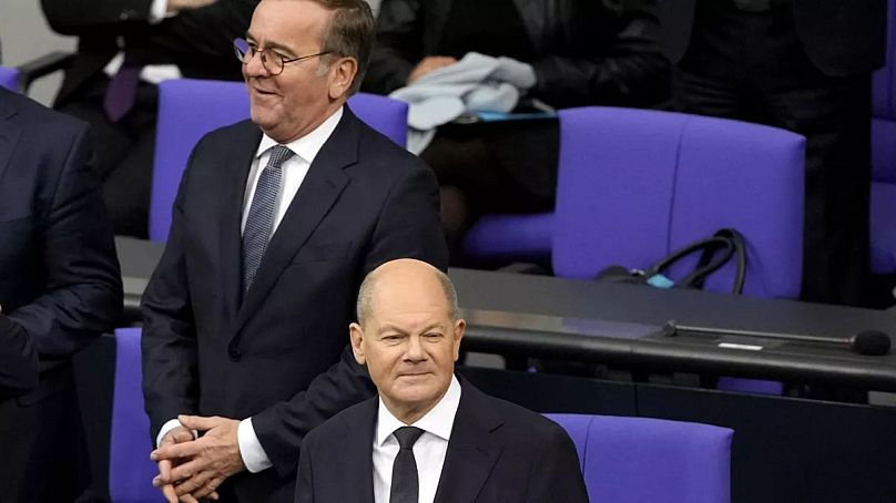 A két vetélytárs: Pistorius és Scholz