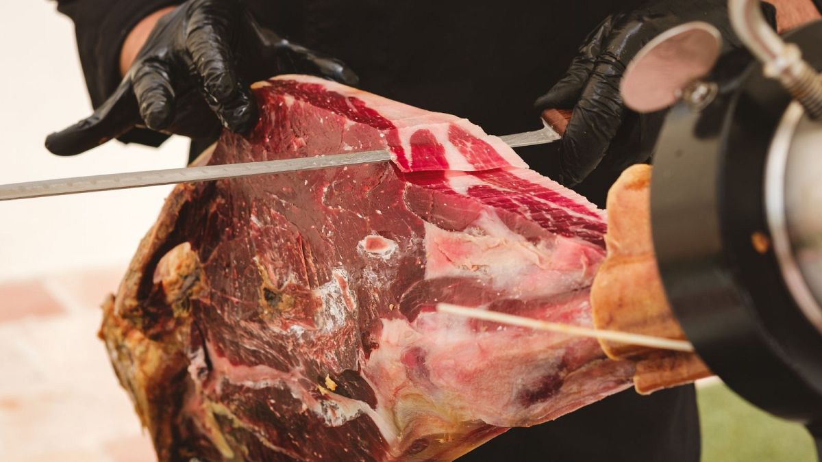 Hamburglars: Thieves steal €200,000 worth of gourmet Christmas meat