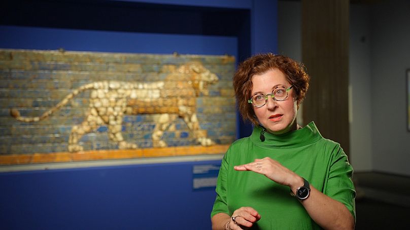 Hudák Zsuzsa kiállításszervező