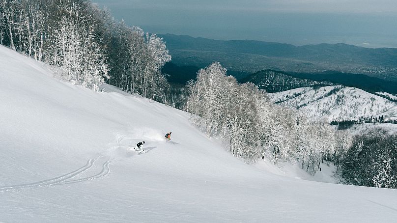 Las vistas son épicas desde las laderas nevadas de Georgia