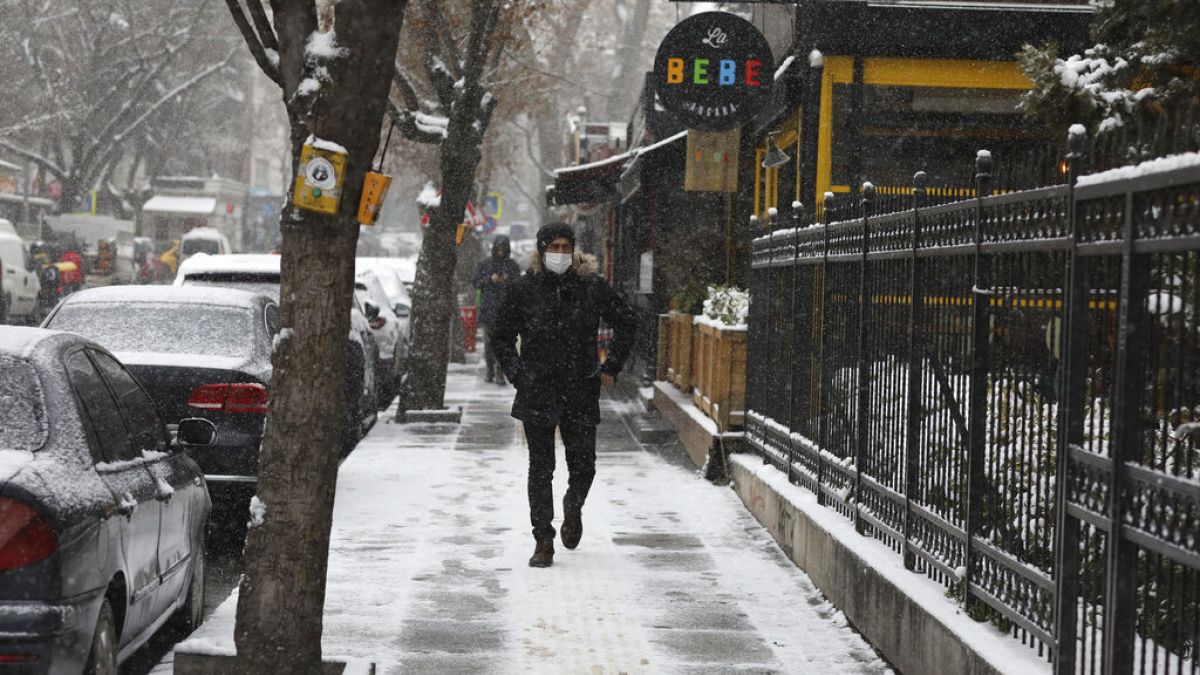 Τουρκία: Σφοδρή χιονόπτωση στην Καισάρεια προκάλεσε τεράστια προβλήματα