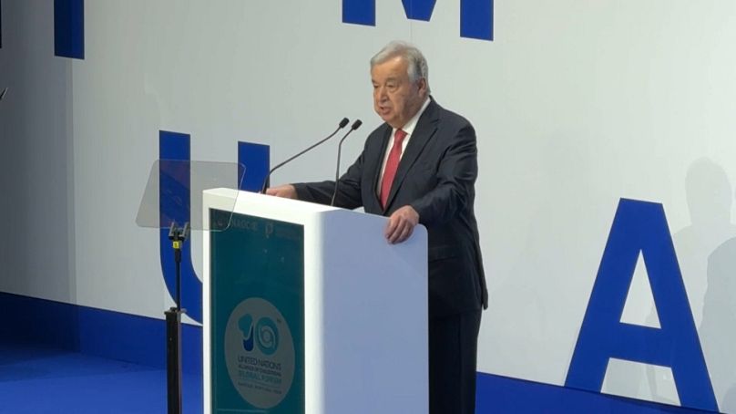 António Guterres, le secrétaire général des Nations unies, durant son discours en ouverture du forum de l'UNAOC, à Cascais, au Portugal, le mardi 26 novembre 2024