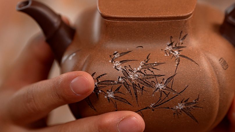 The Imagery and calligraphy that adorn Zisha teapots often convey deep cultural meaning