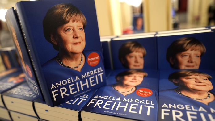 Gli eurodeputati commentano e criticano le memorie di Angela Merkel