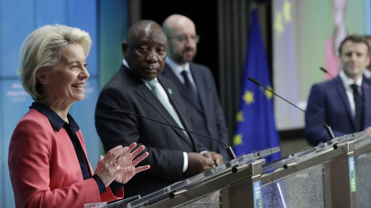 Az Európai Bizottság leépíti afrikai és dél-amerikai diplomáciai képviseleteit