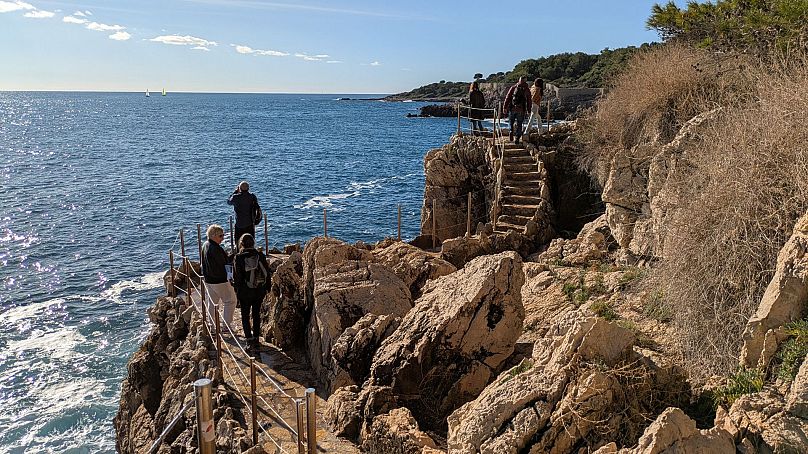 Along the Menton Corbusier walk