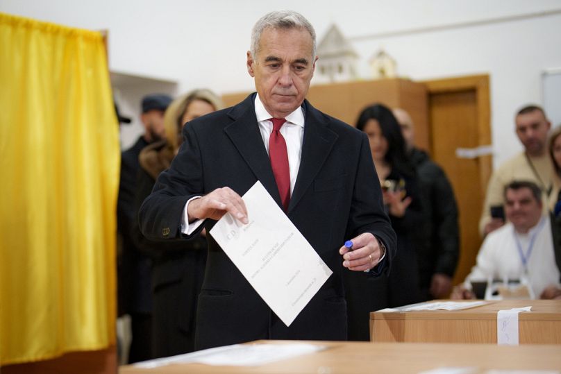 Călin Georgescu, vote lors des élections législatives en Roumanie le 1er décembre 2024.