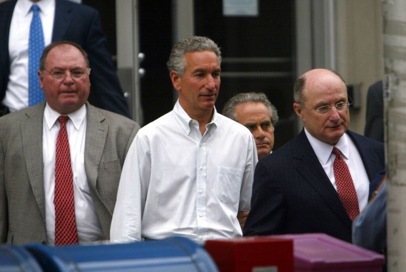 Charles Kushner a vádemelés során, 2004
