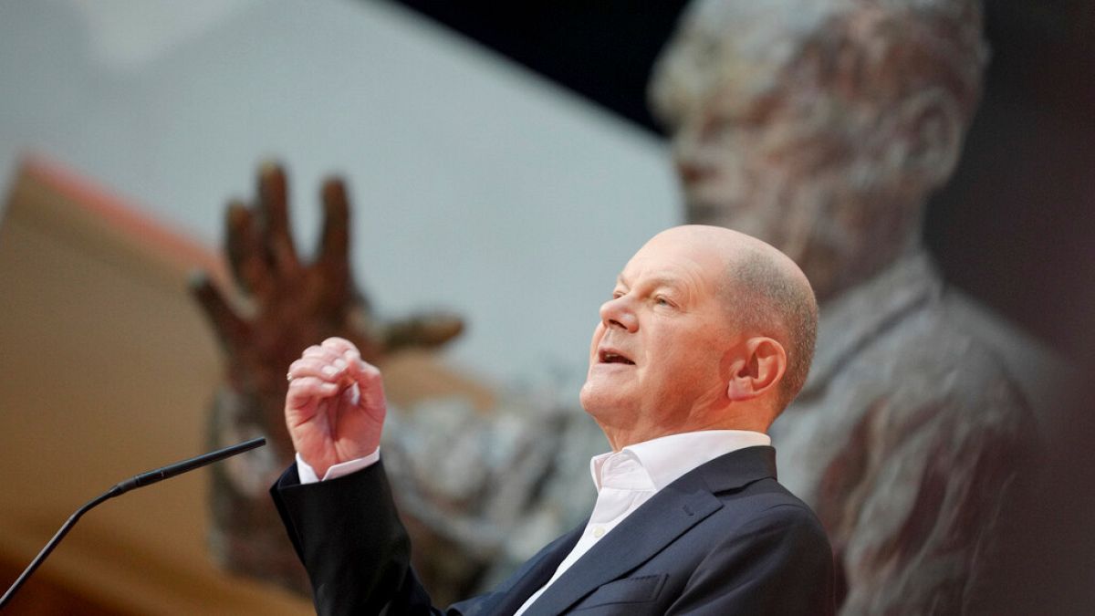 Germany's Scholz makes surprise visit to Kyiv at crucial timing