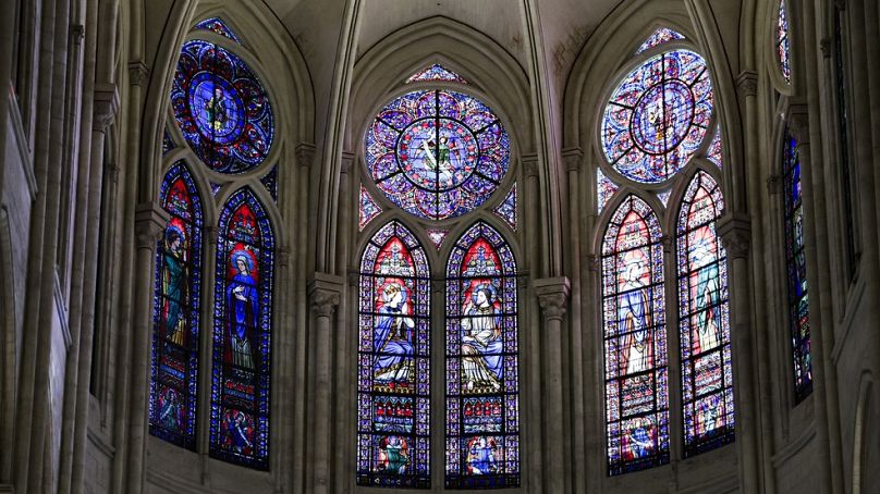 Ólomüveg ablakok a Notre-Dame-ban 2024.11.29-én. 