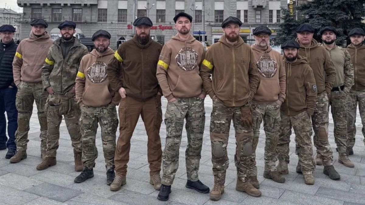 By order of the Peaky Blinders: Ukrainian unit receives gifts from series creator Stephen Knight