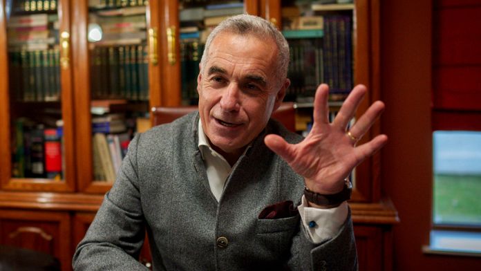 Voto in Romania, soldi e "attori statali" dietro la campagna elettorale di Georgescu