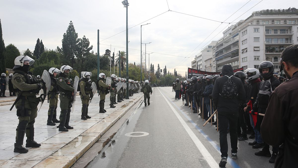 Βίντεο. Ελλάδα: 16 χρόνια από τη δολοφονία Γρηγορόπουλου - Πορείες και δρακόντεια μέτρα