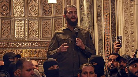 Абу Мухаммад аль-Джолани в настоящее время возглавляет HTS в Сирии.